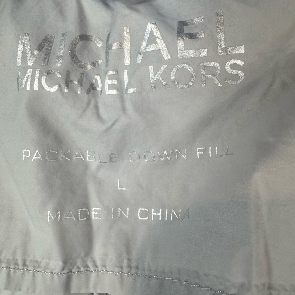Michael Kors Women’s Blue Quilted Down Puffer Jacket with High Collar Size Large - Picture 9 of 10